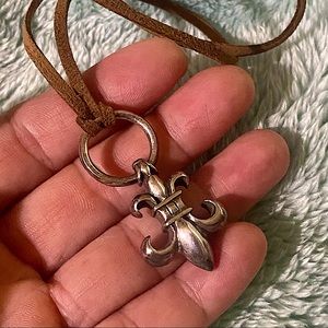 Sterling silver pendant 9.25 sterling with a unique design